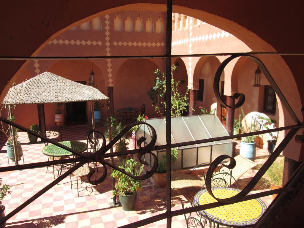 Hotel Kasbah Ounila Ait Benhaddou Esterno foto